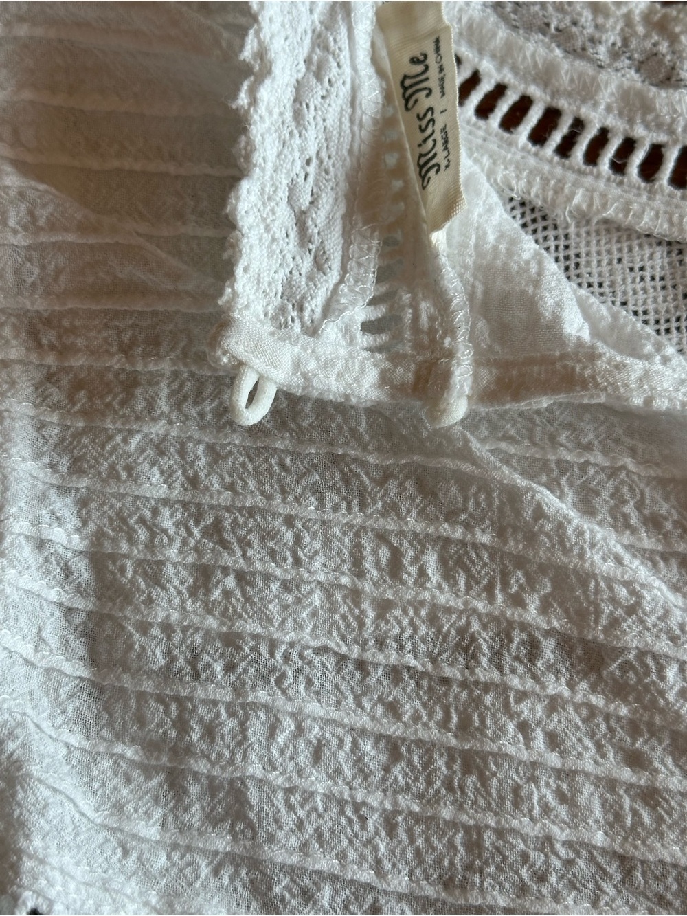 Miss Me Ivory Crinkled Lace Yoke Mock Neck Blouse Bohemian Embroidery Crochet - Picture 10 of 14